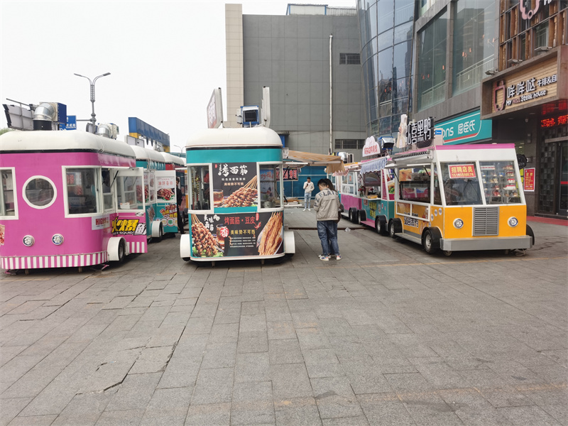 移動(dòng)餐車