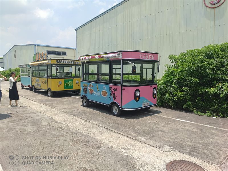 移動(dòng)餐車